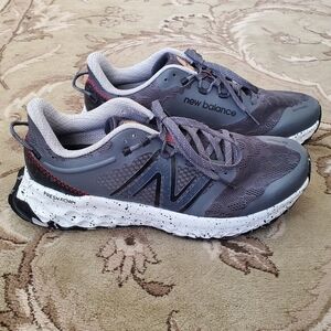 New Balance Garoe Trail Shoe - 8 Men's, 9.5 Women's